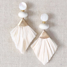 Chloe Earring Off White