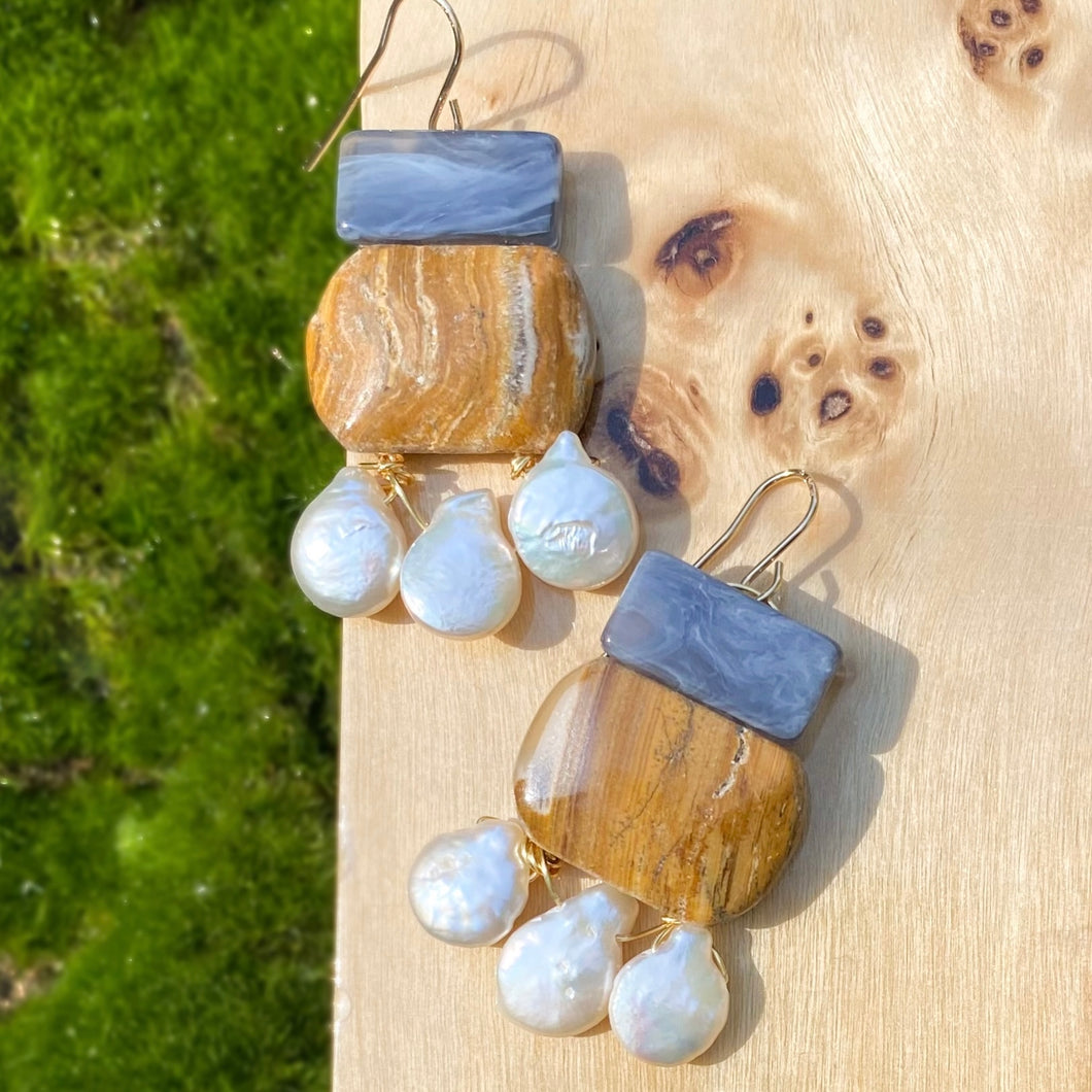 La La Neutral earring