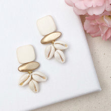 Catalina Cowrie Earring