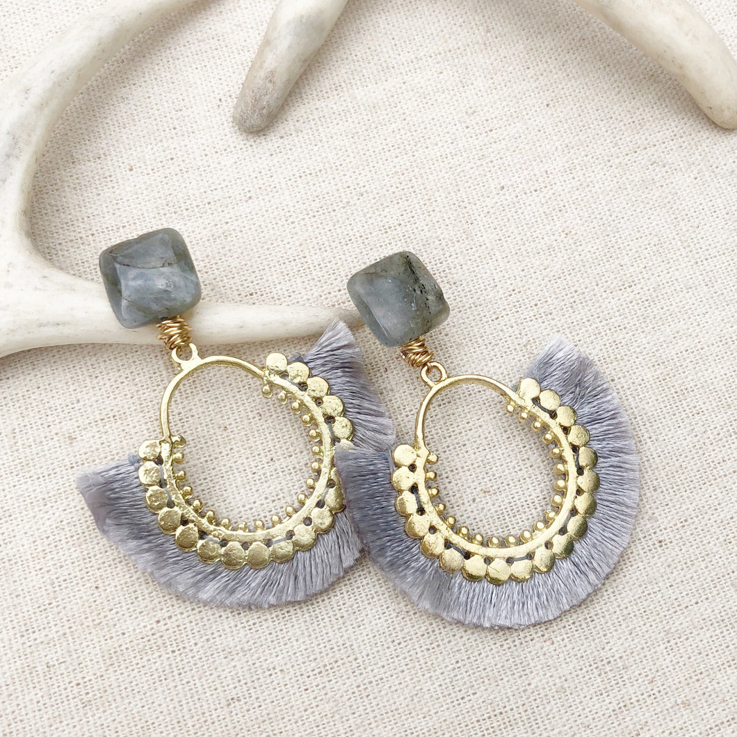 Arwen Grey fringe earring