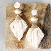 Chloe Earring Off White