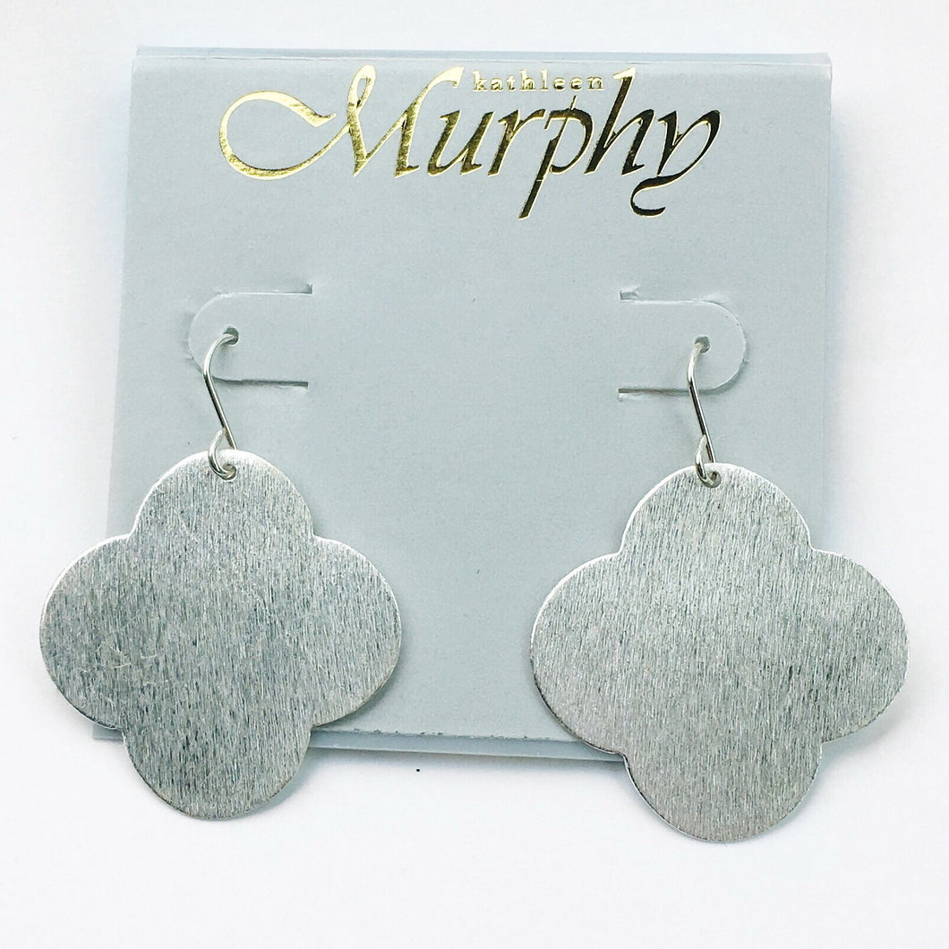 Simply silver earring